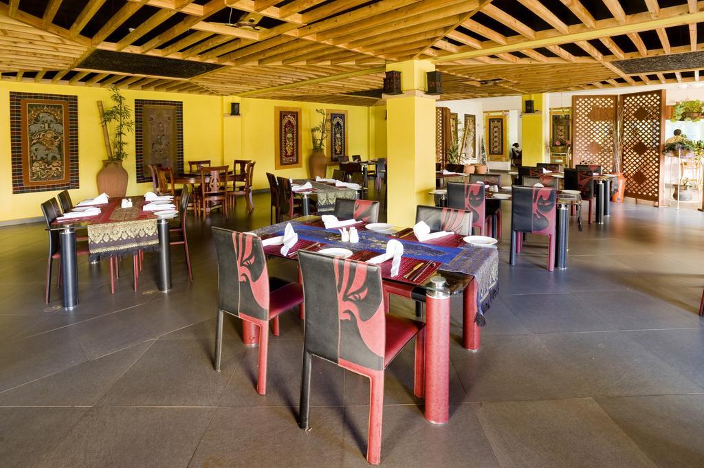 Metropole Hotel Kampala Luaran gambar
