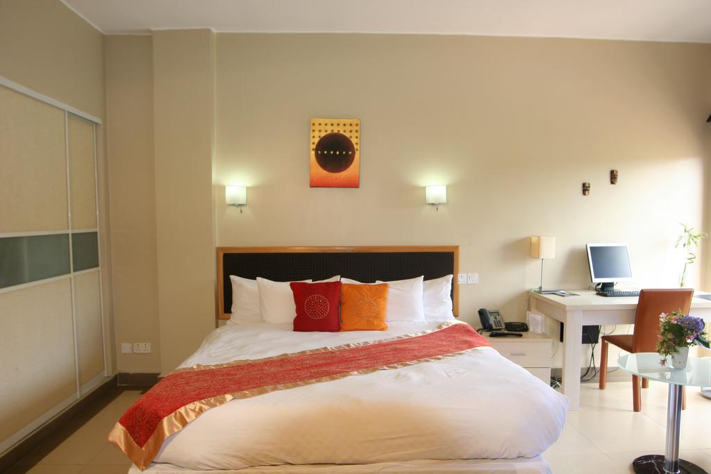 Metropole Hotel Kampala Luaran gambar