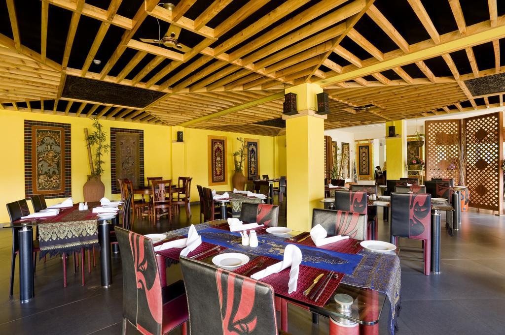 Metropole Hotel Kampala Luaran gambar