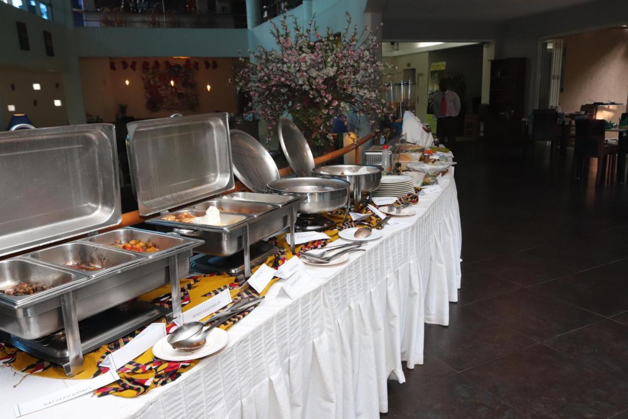 Metropole Hotel Kampala Luaran gambar
